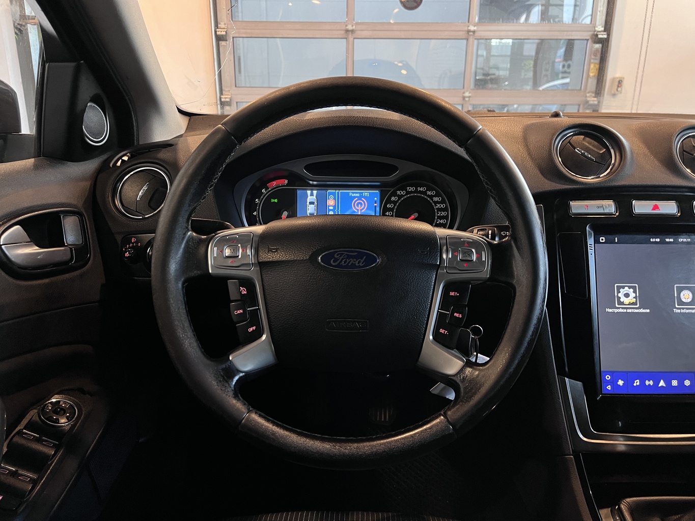 FORD MONDEO