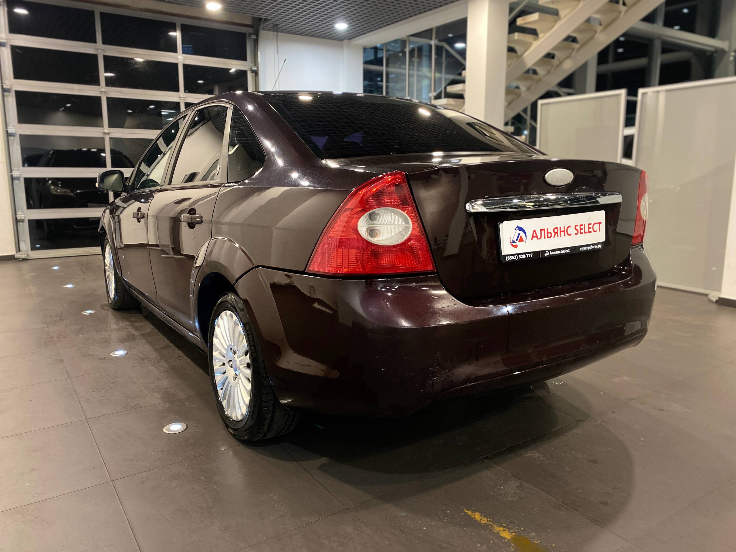 FORD FOCUS