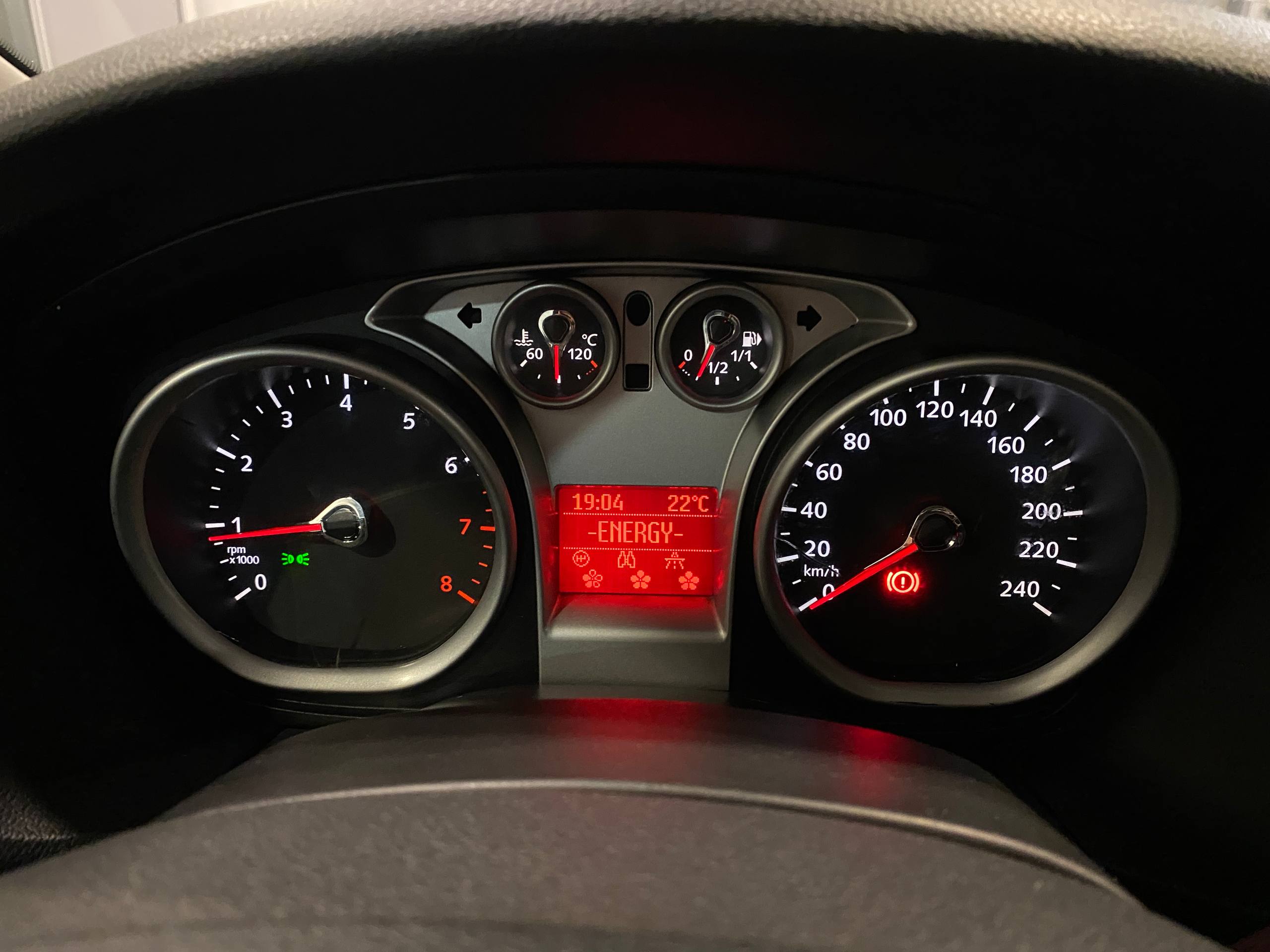 FORD FOCUS