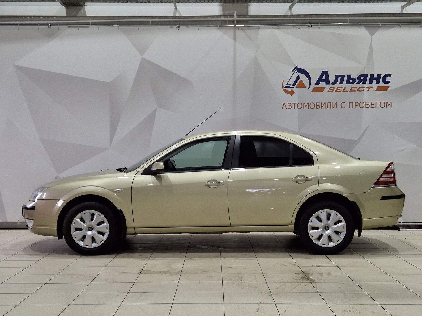 FORD MONDEO