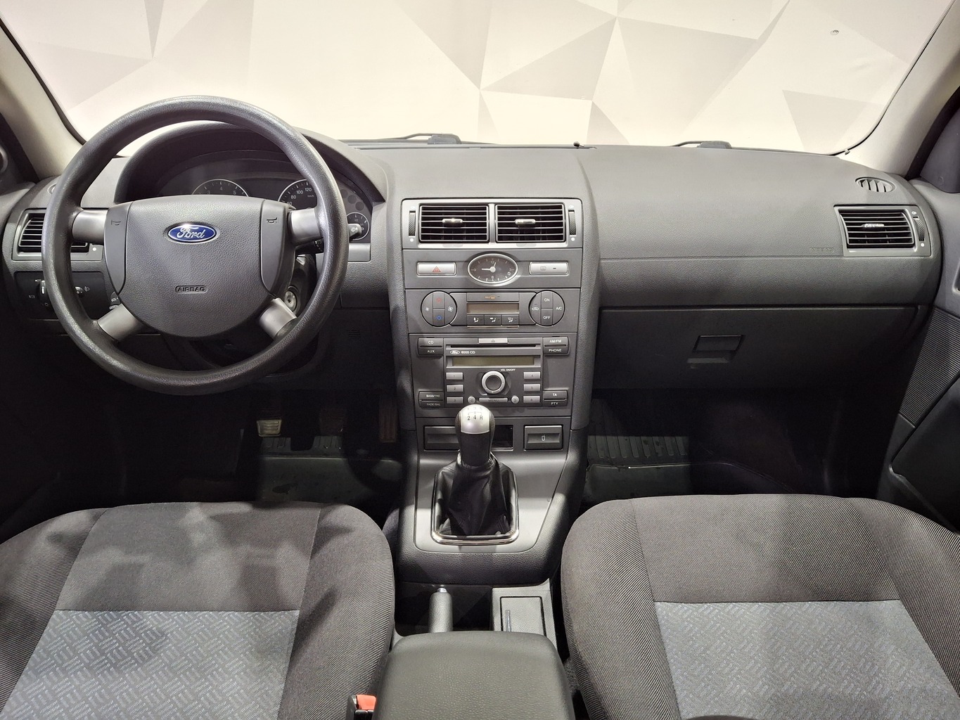 FORD MONDEO