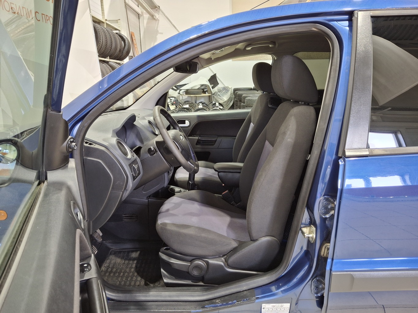 FORD FUSION