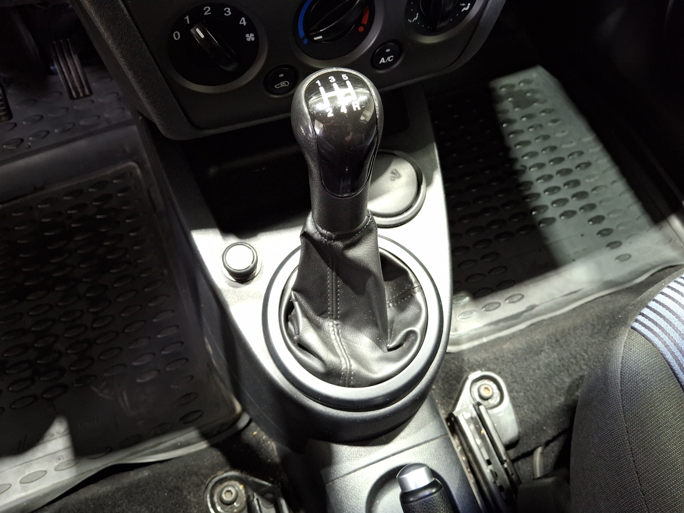 FORD FUSION
