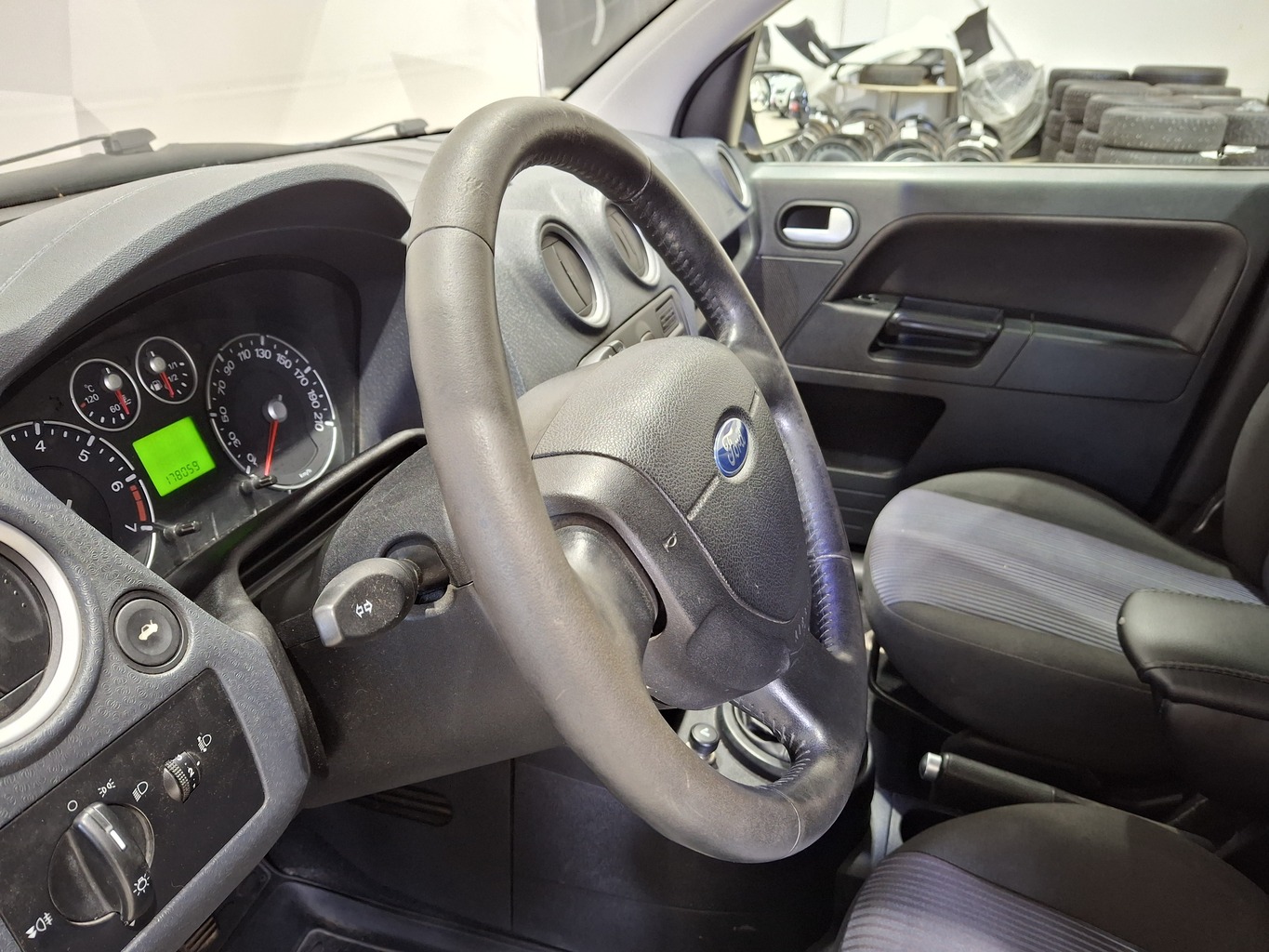 FORD FUSION