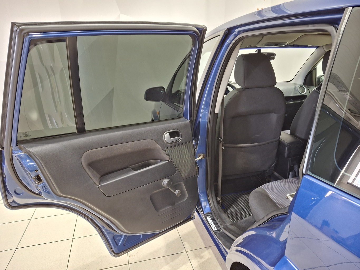 FORD FUSION