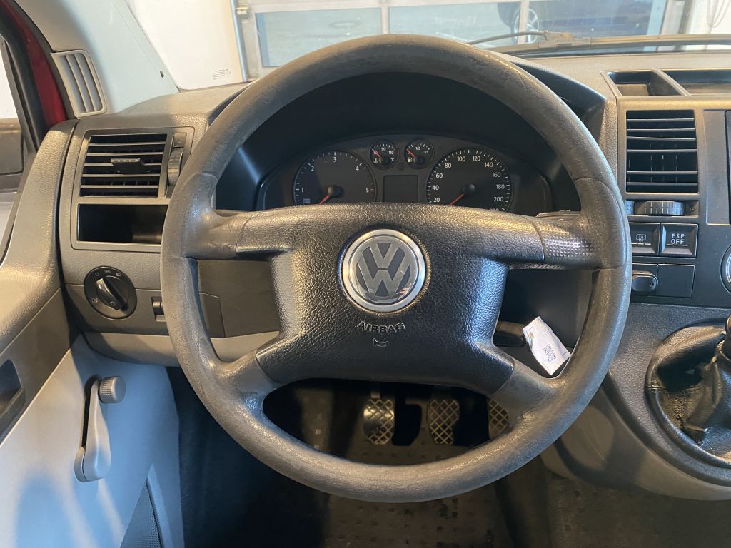 VOLKSWAGEN TRANSPORTER