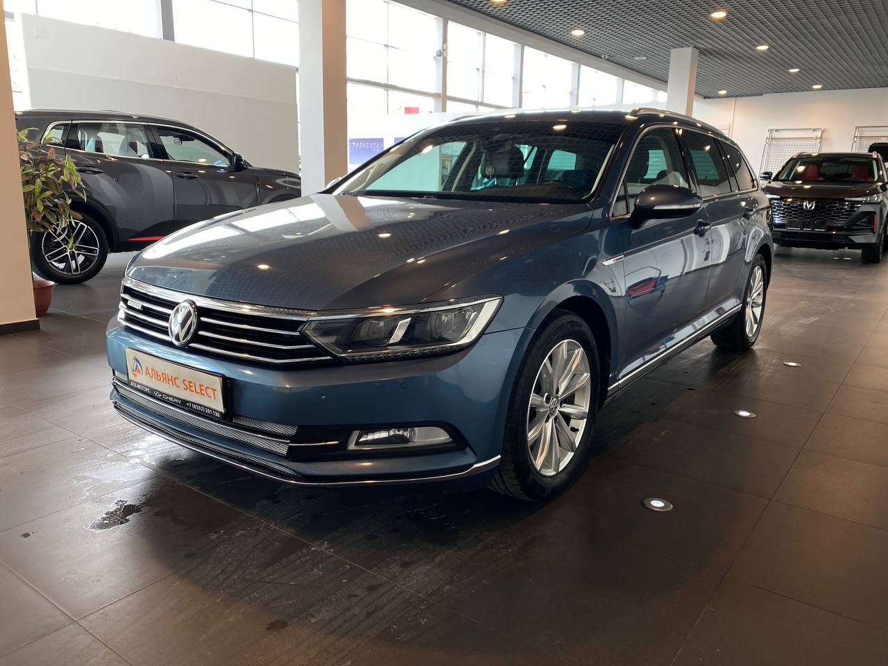 VOLKSWAGEN PASSAT