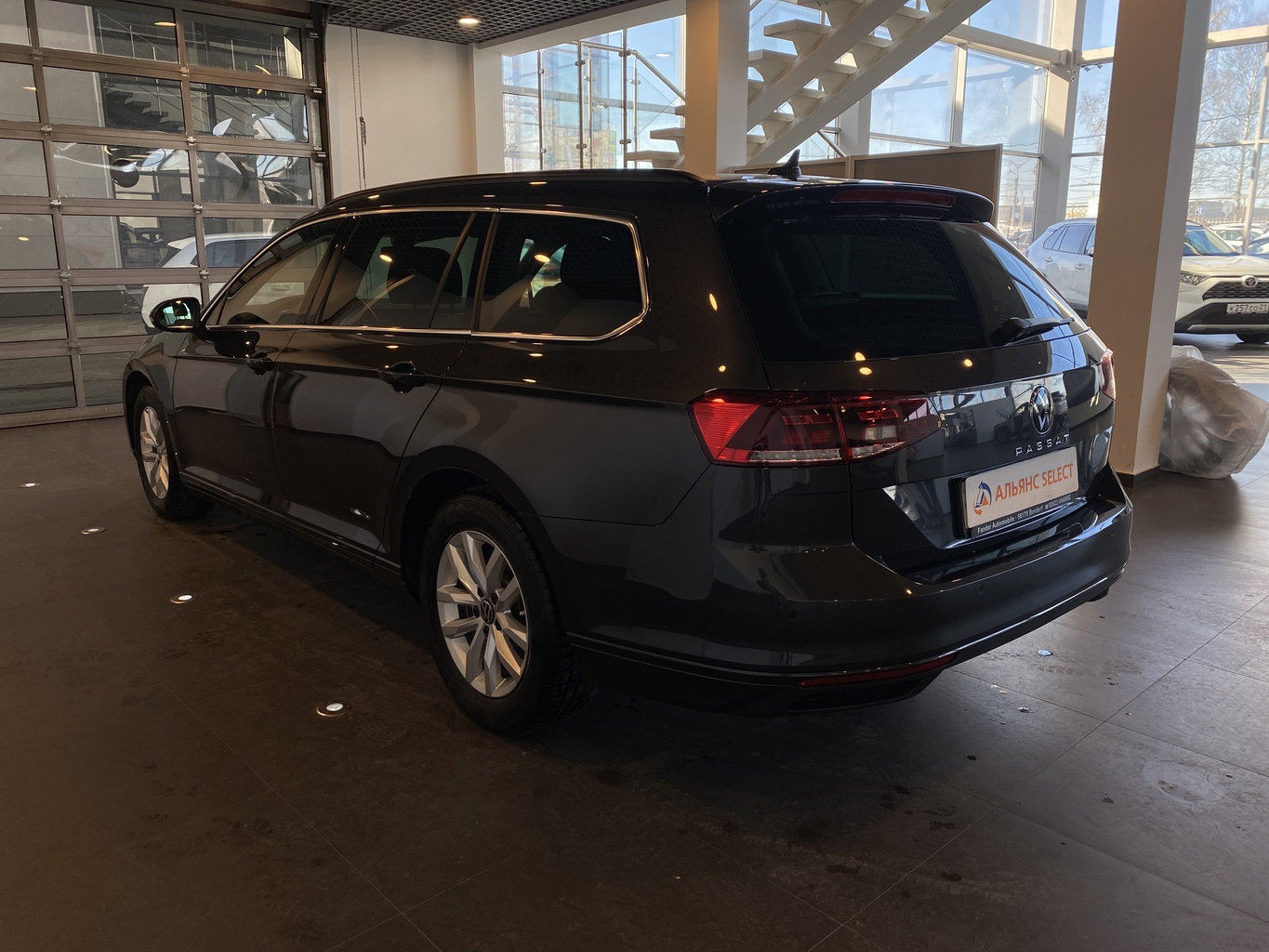 VOLKSWAGEN PASSAT