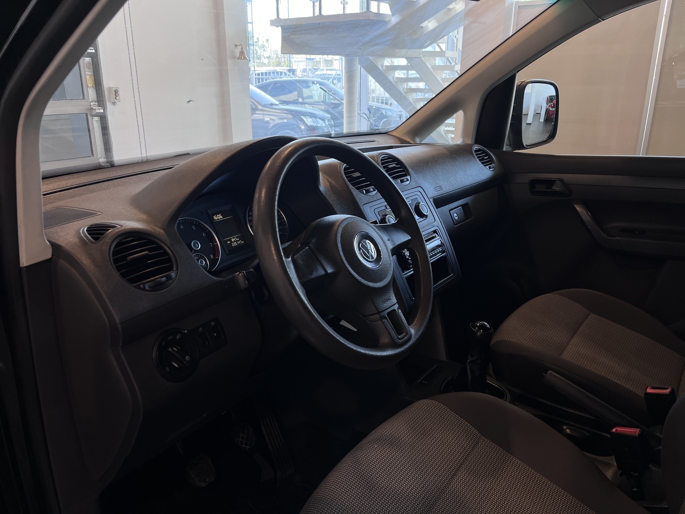 VOLKSWAGEN CADDY