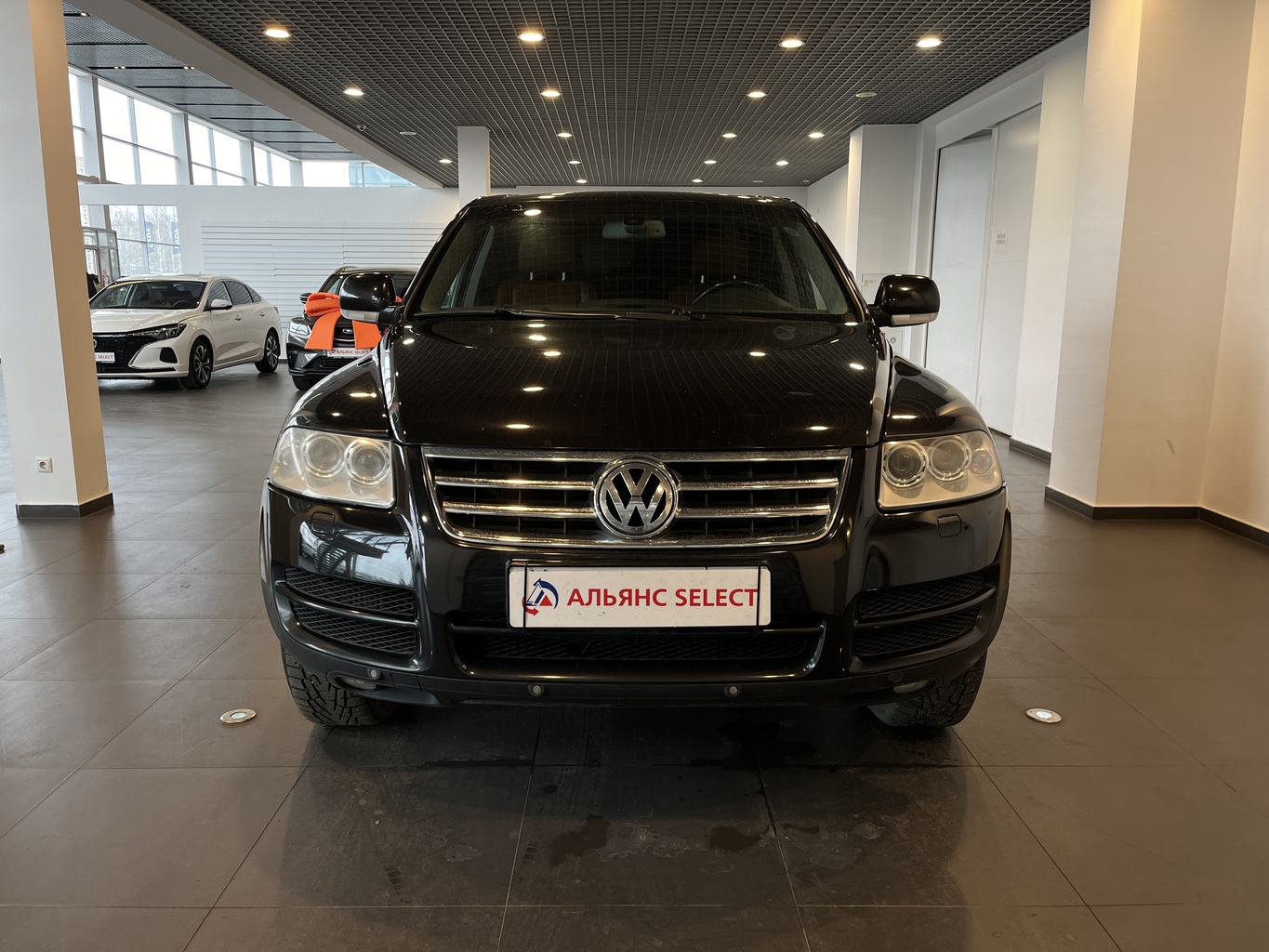 VOLKSWAGEN TOUAREG