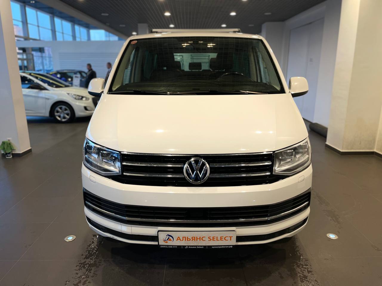 VOLKSWAGEN MULTIVAN