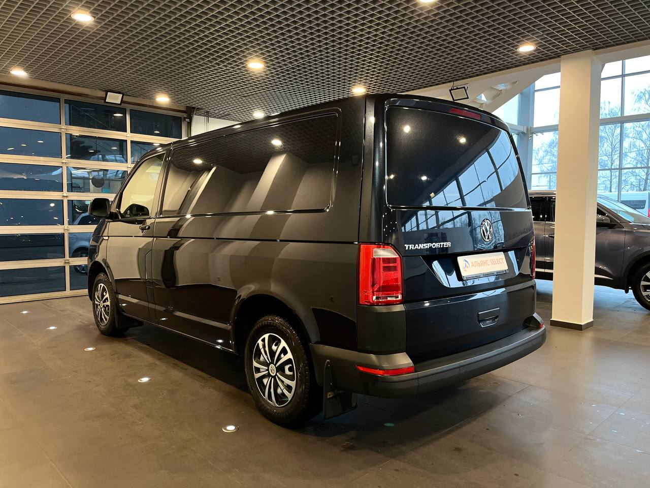 VOLKSWAGEN TRANSPORTER