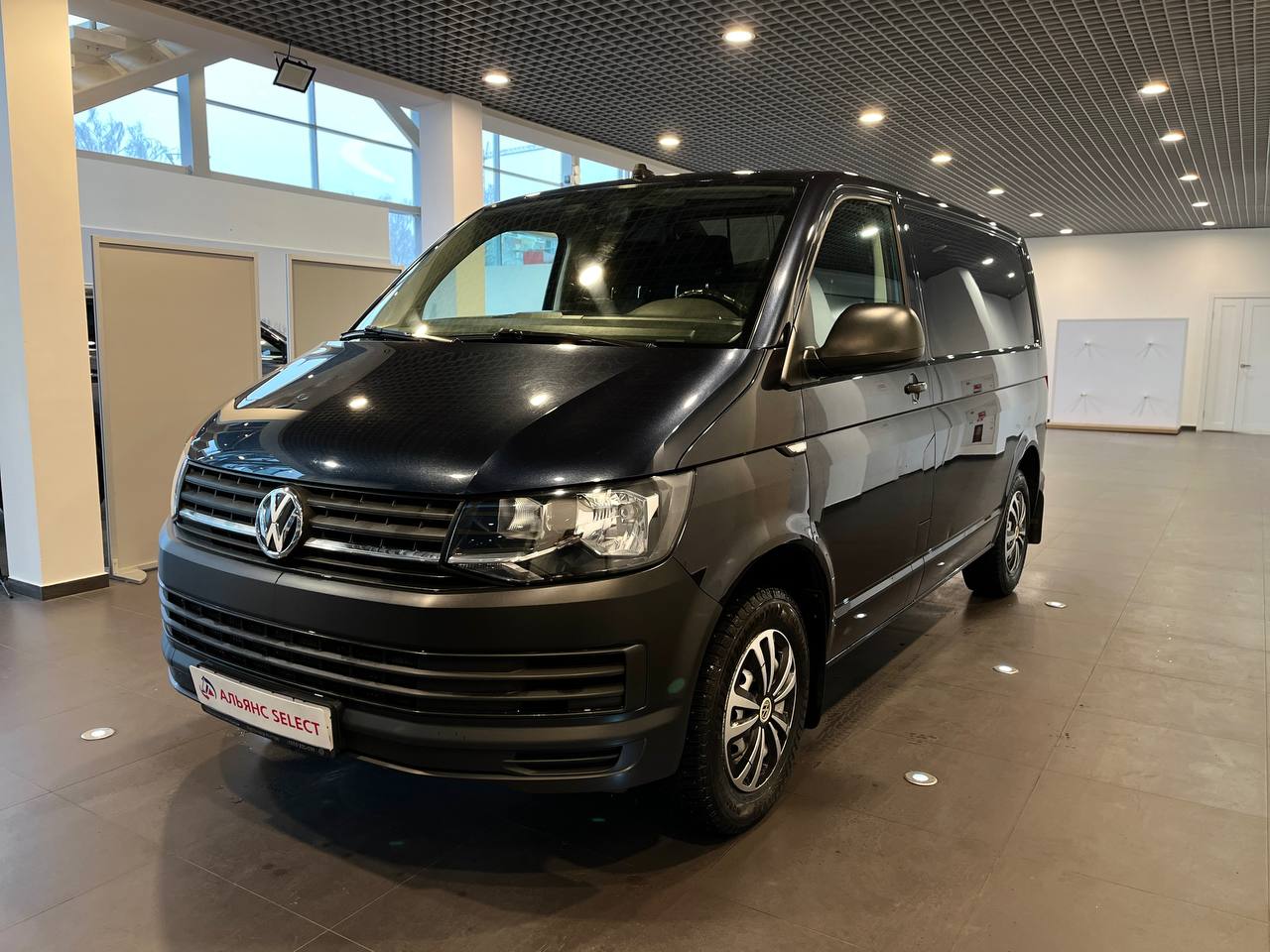 VOLKSWAGEN TRANSPORTER