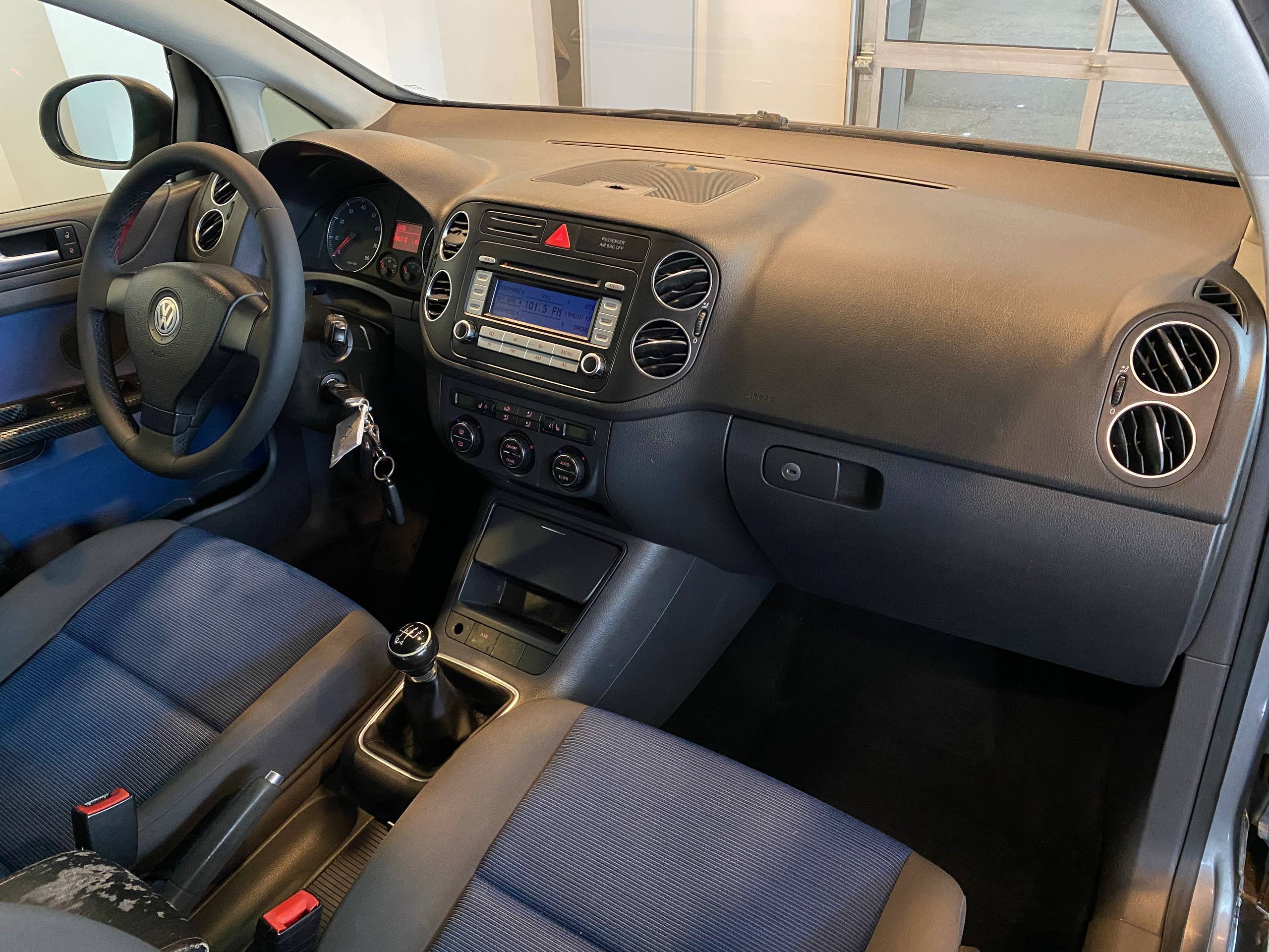 VOLKSWAGEN GOLF PLUS