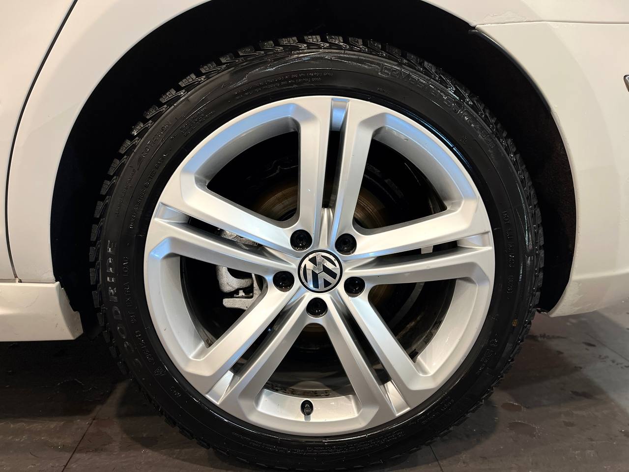 VOLKSWAGEN PASSAT CC