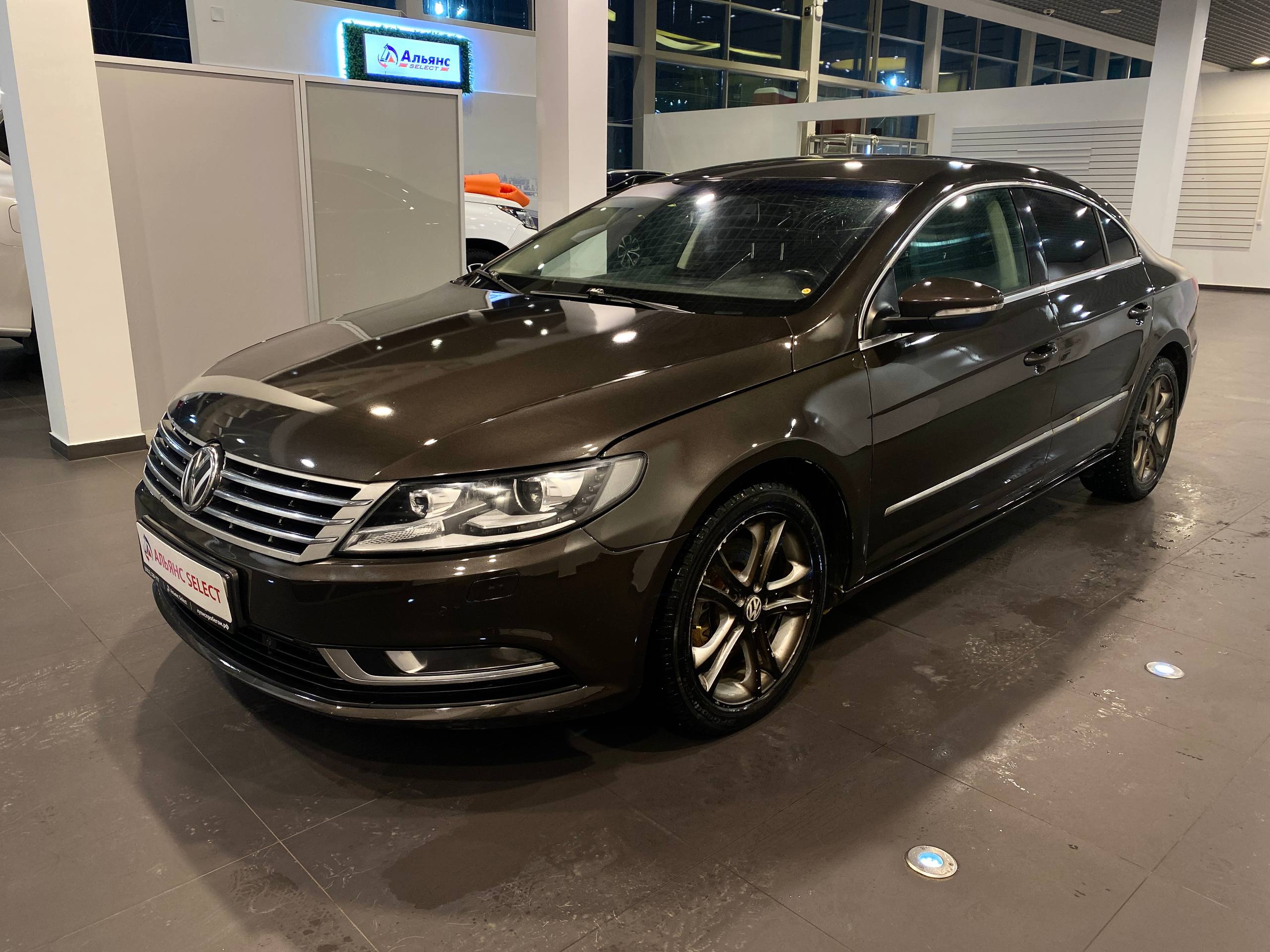VOLKSWAGEN PASSAT CC