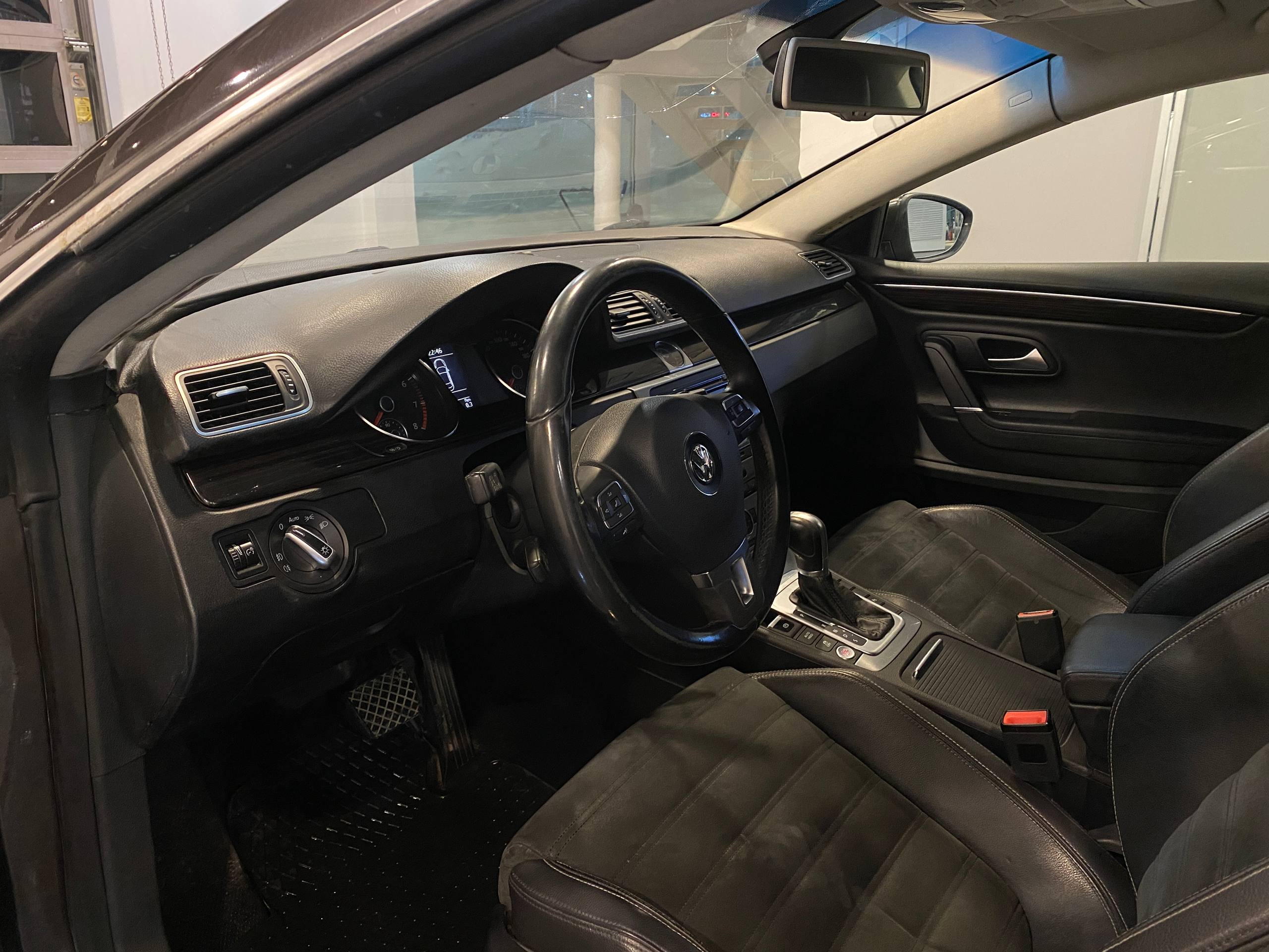 VOLKSWAGEN PASSAT CC