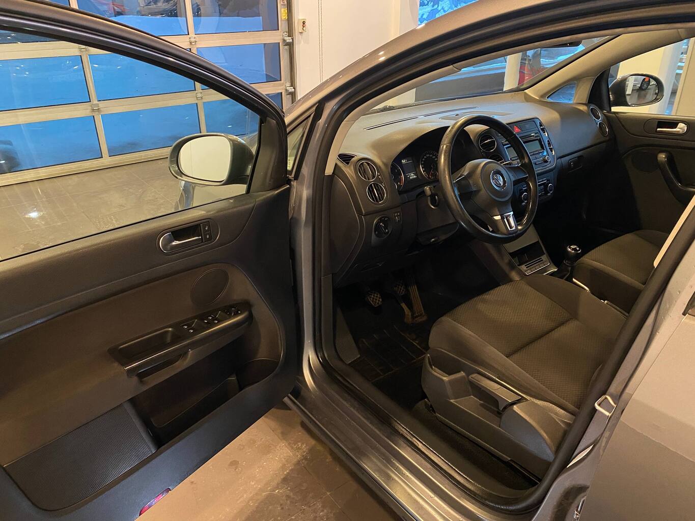 VOLKSWAGEN GOLF PLUS