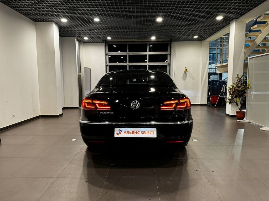 VOLKSWAGEN PASSAT CC