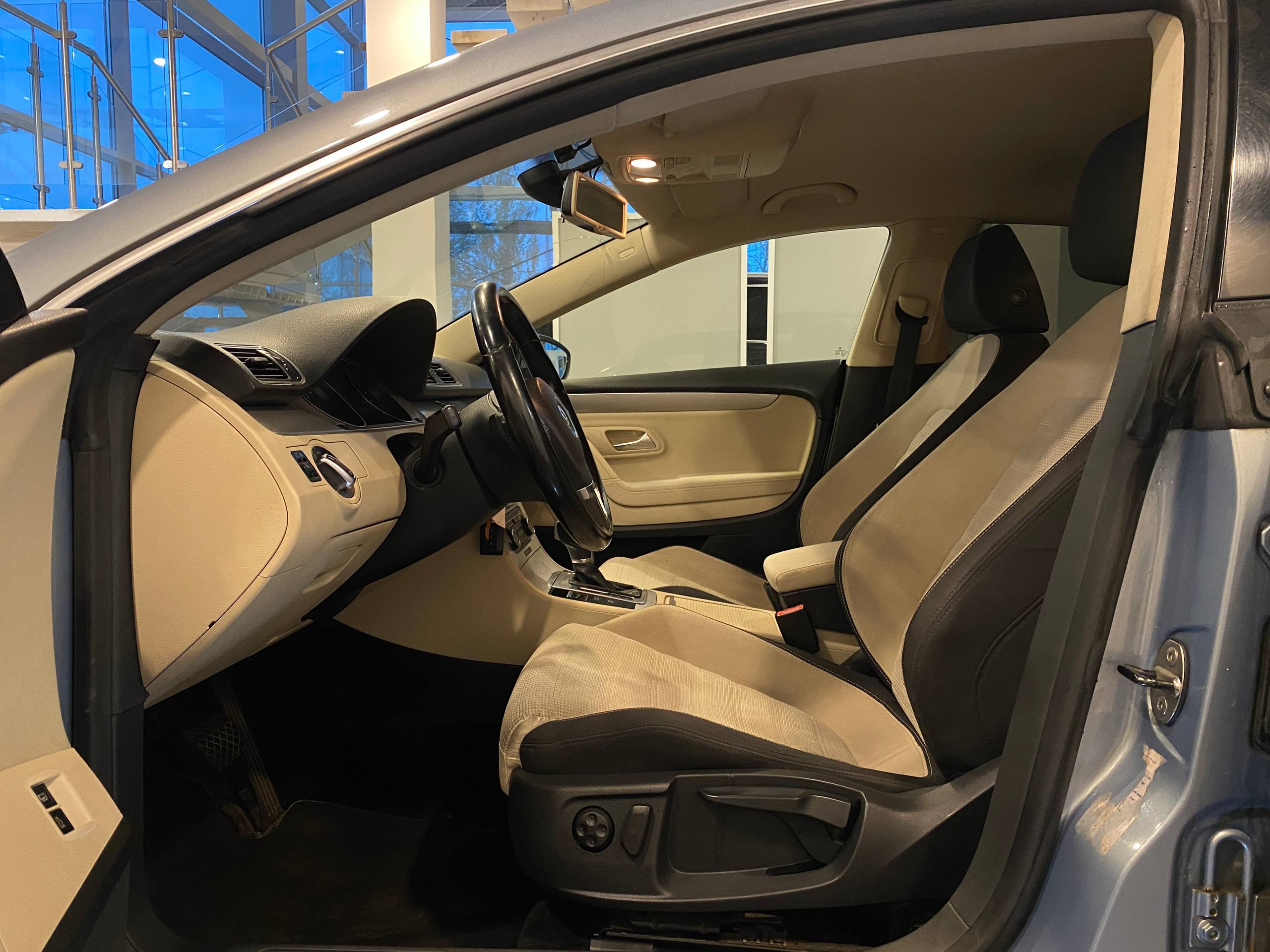 VOLKSWAGEN PASSAT CC