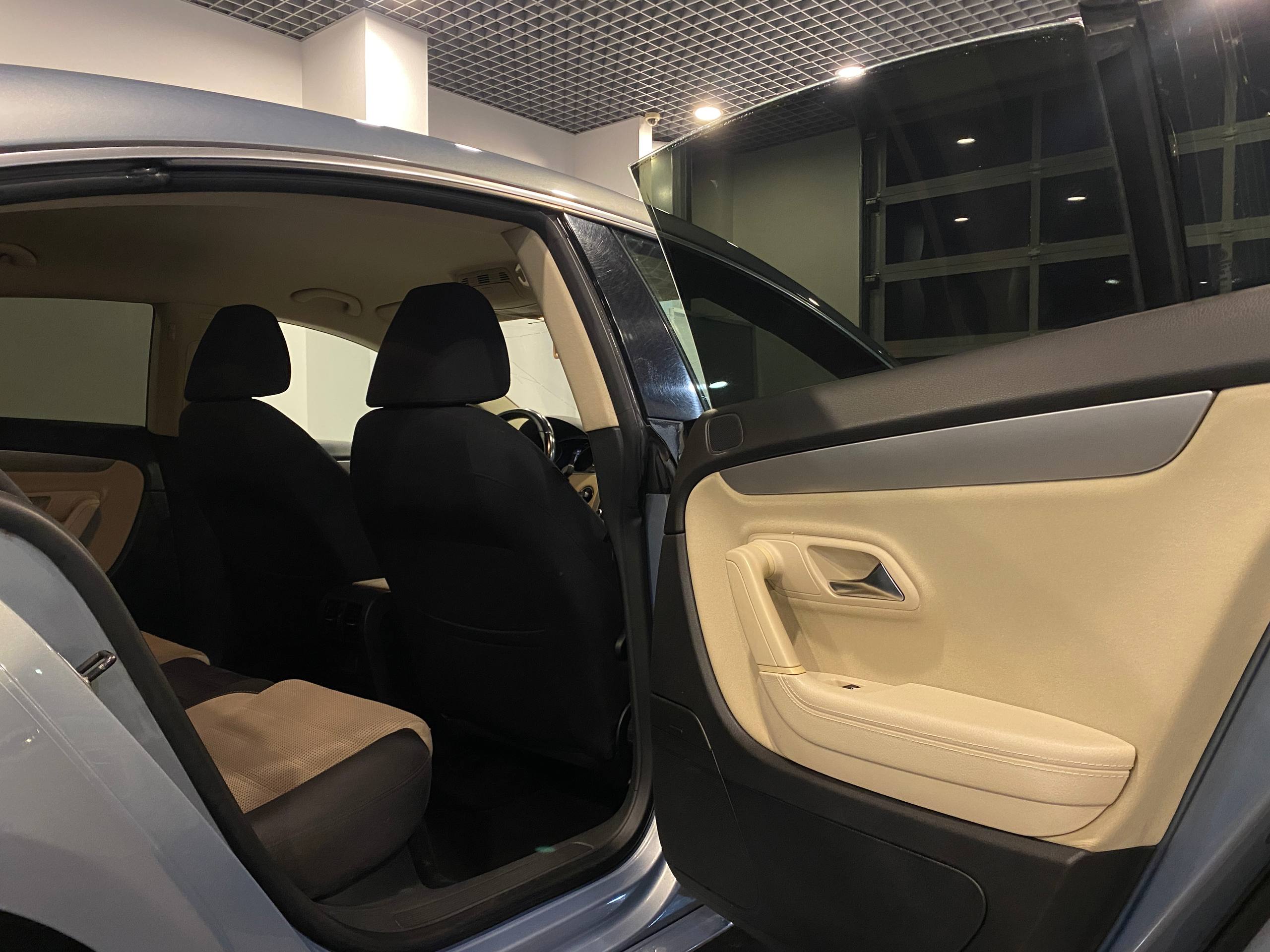 VOLKSWAGEN PASSAT CC