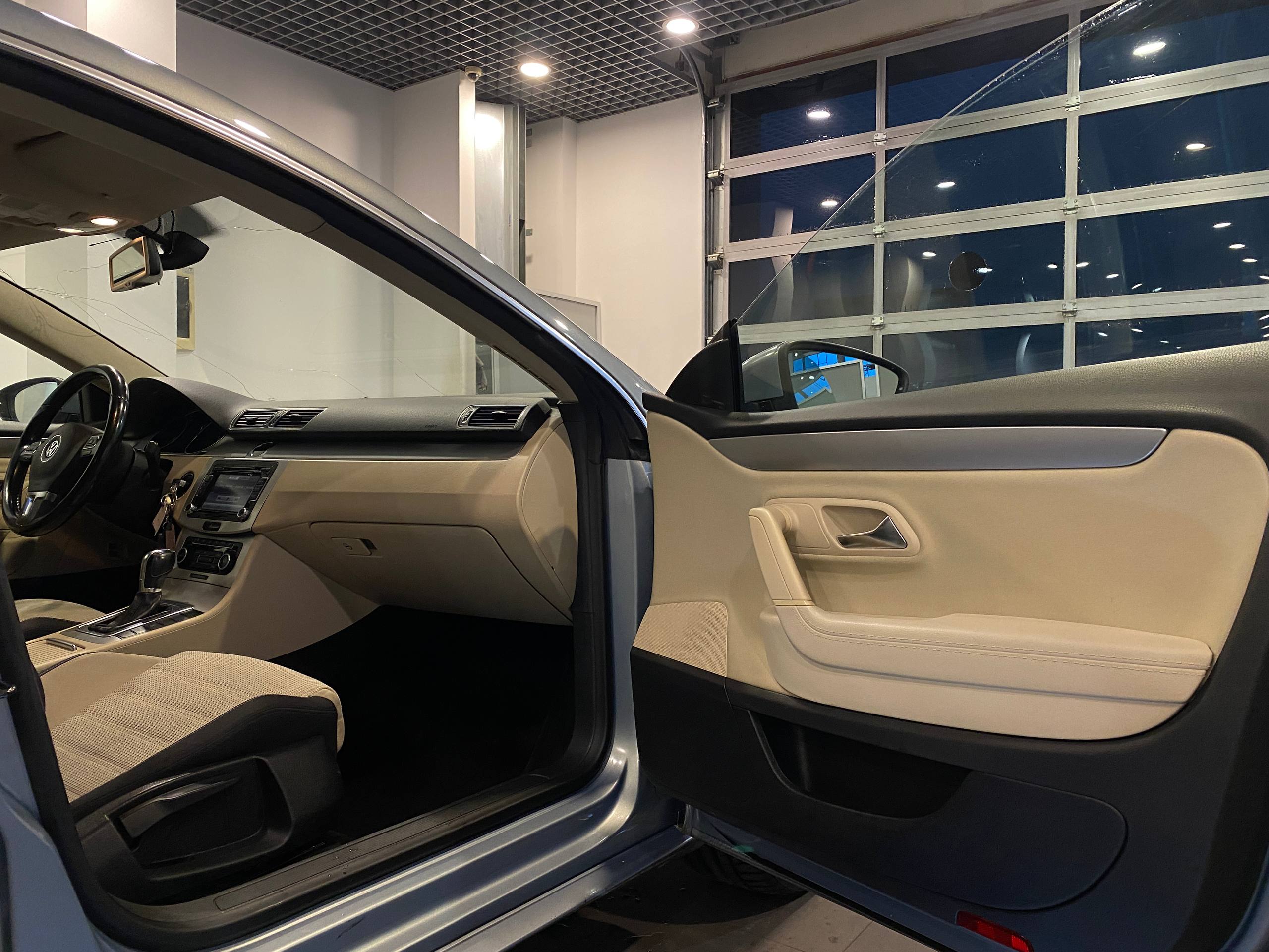 VOLKSWAGEN PASSAT CC