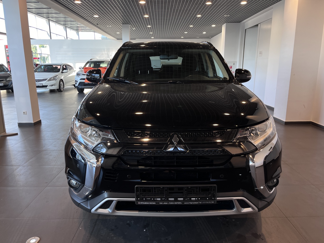MITSUBISHI OUTLANDER