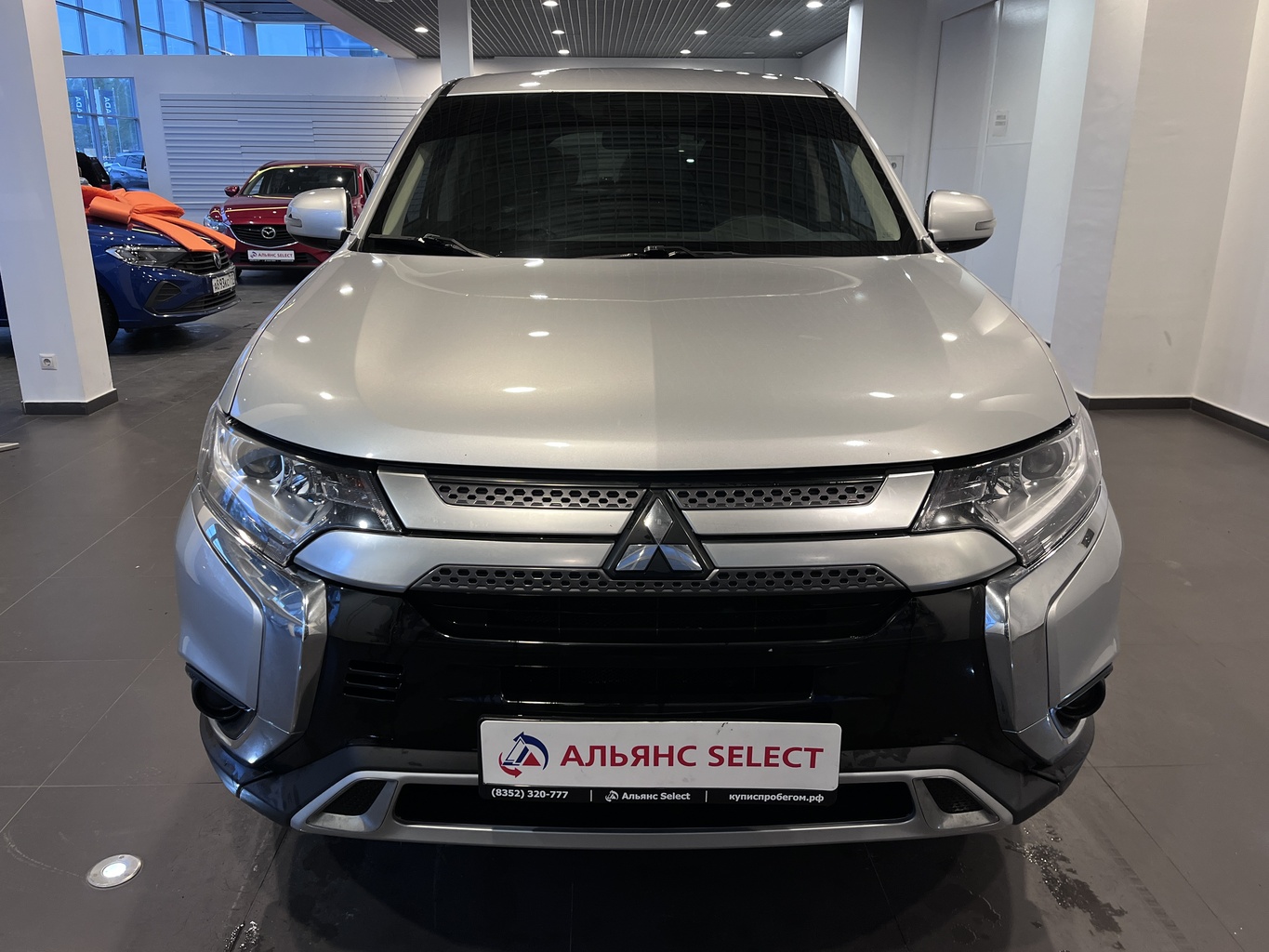 MITSUBISHI OUTLANDER