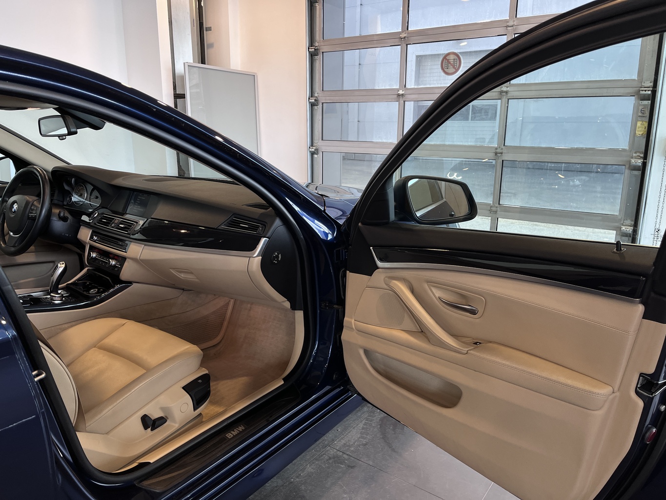 BMW 520
