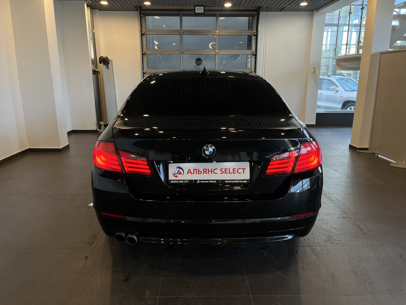BMW 528I