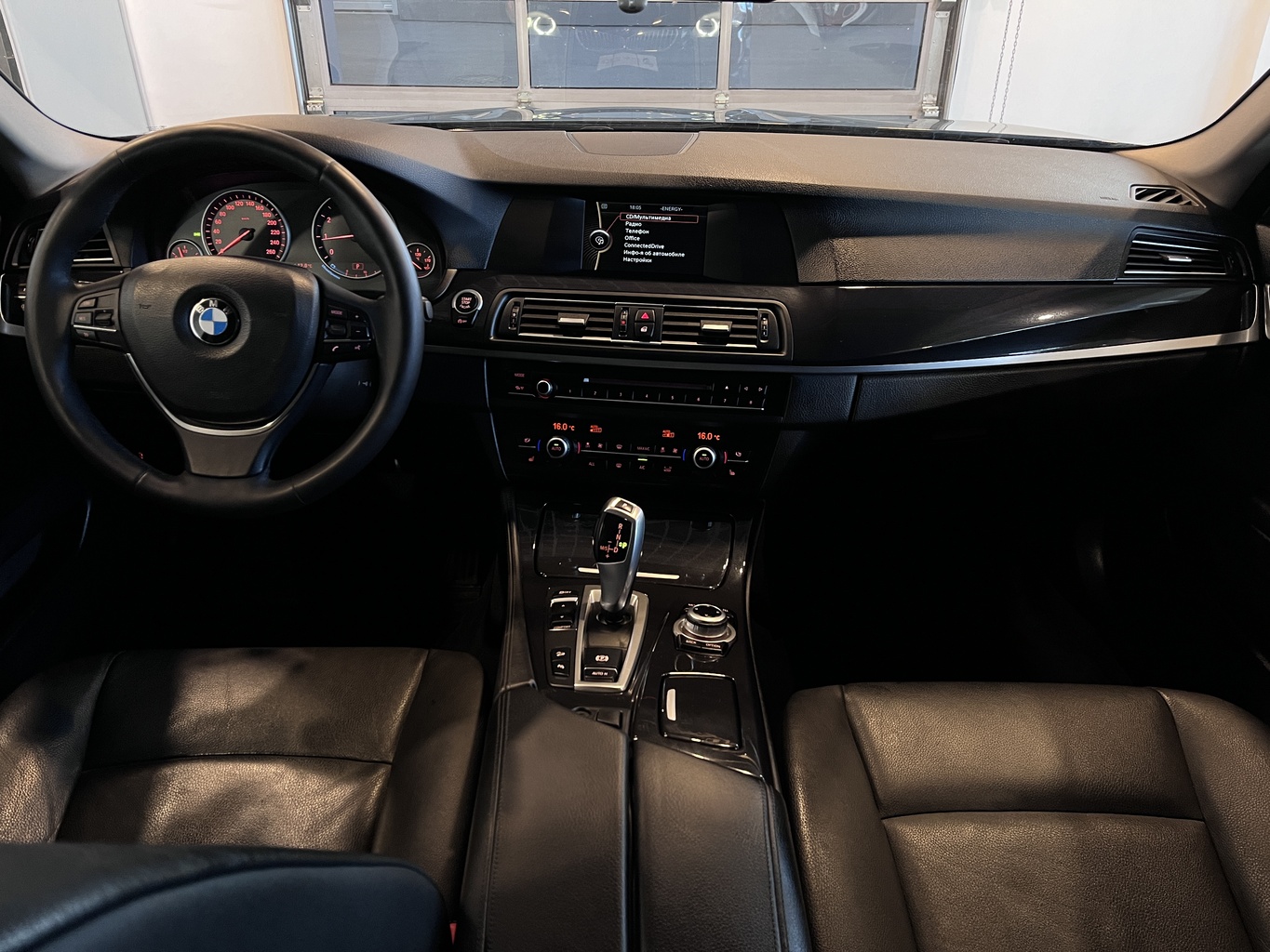 BMW 528I