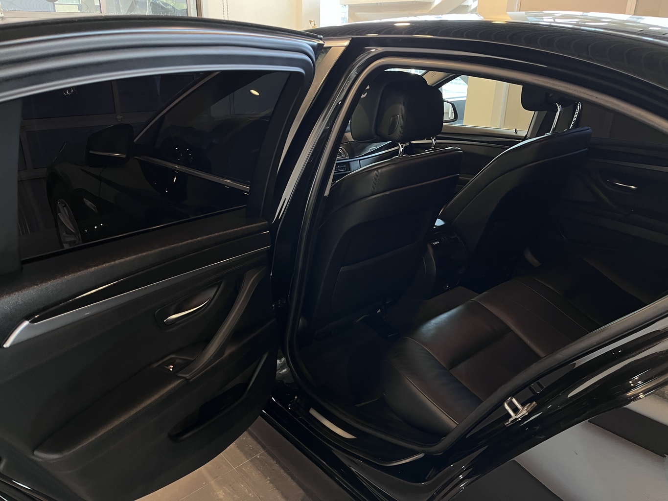 BMW 528I