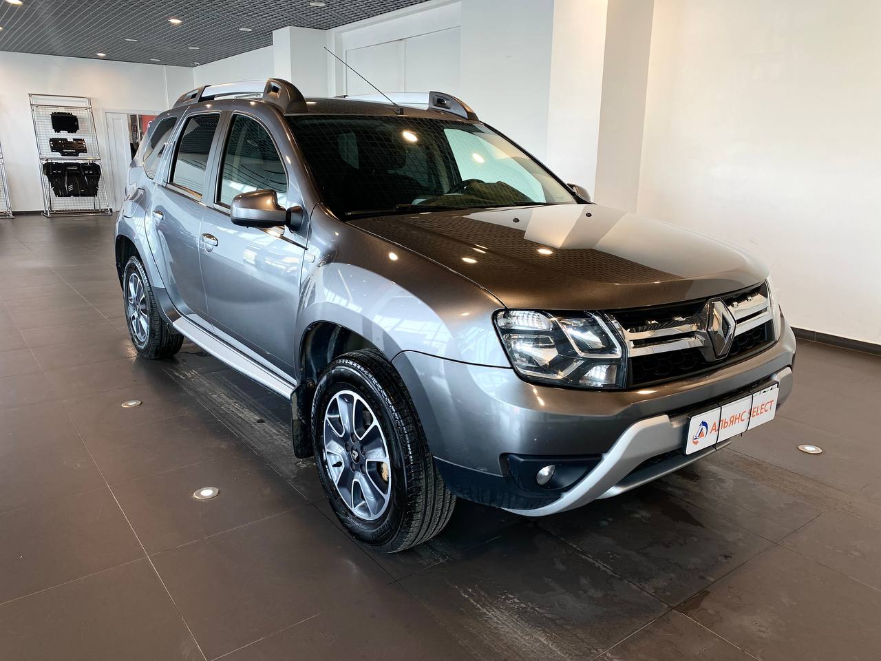 RENAULT DUSTER