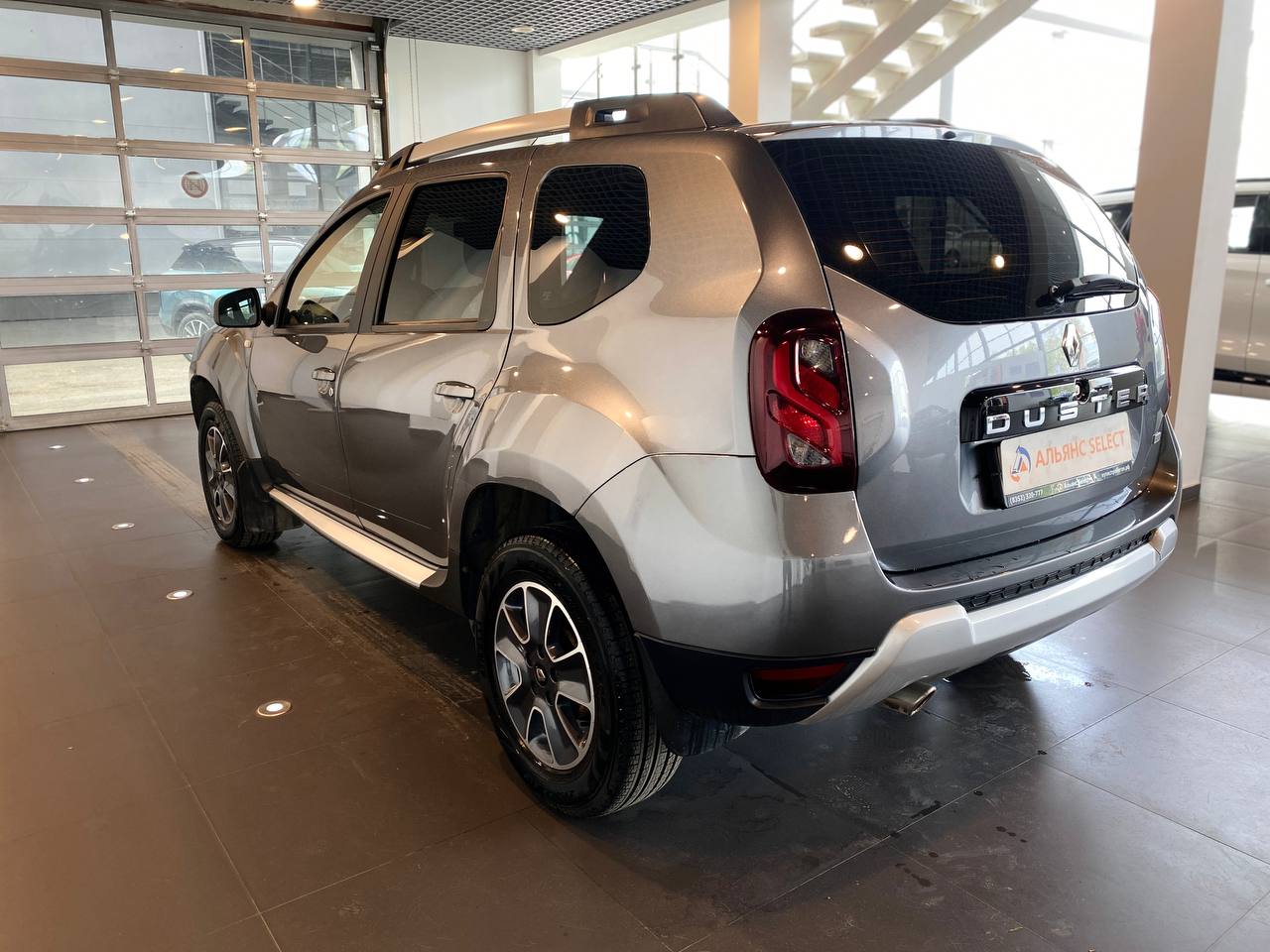 RENAULT DUSTER