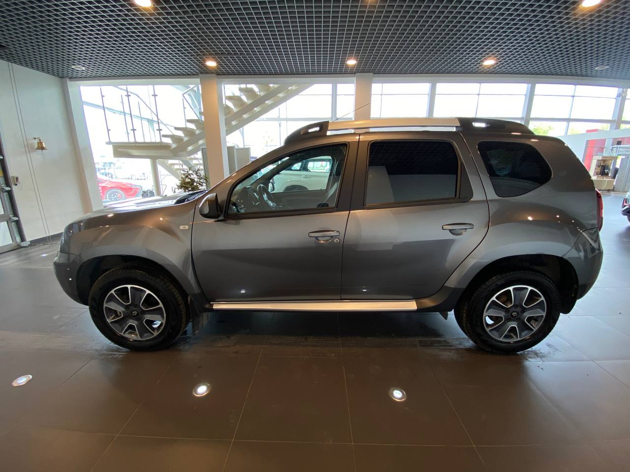 RENAULT DUSTER