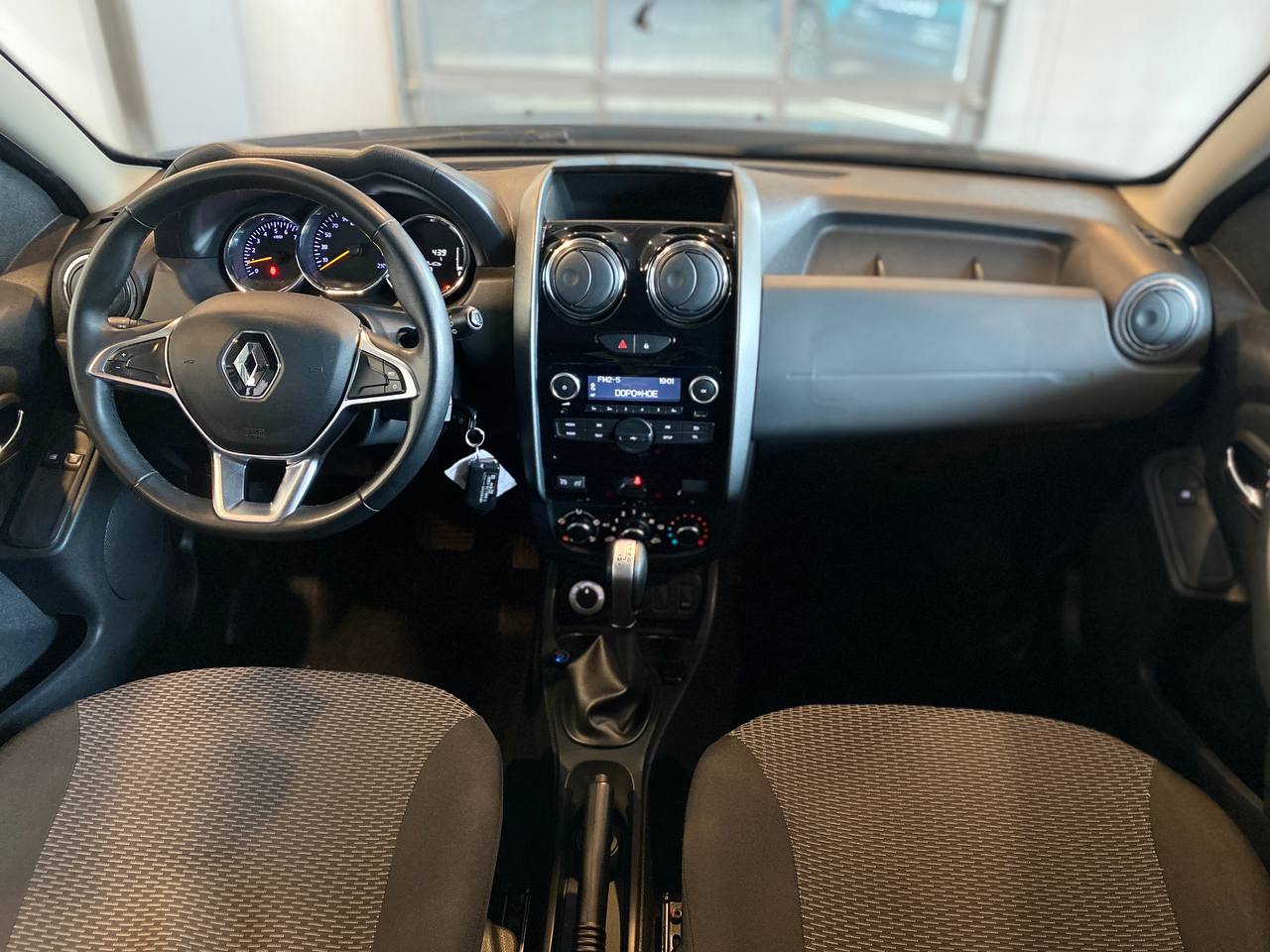 RENAULT DUSTER