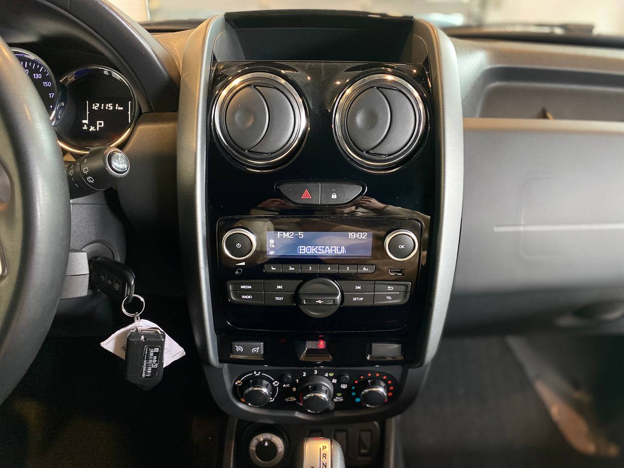 RENAULT DUSTER