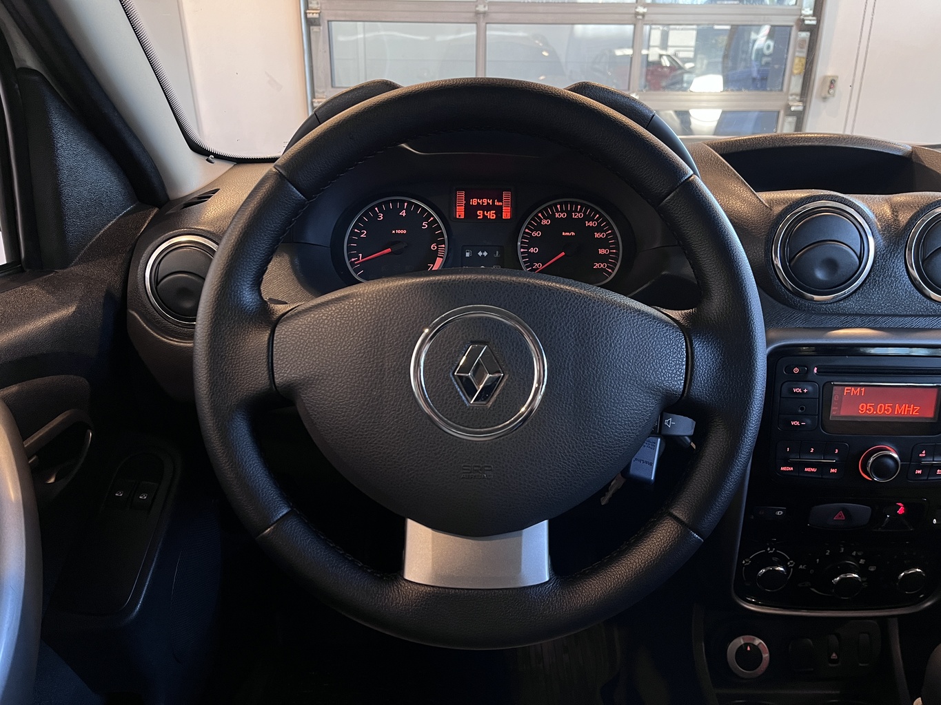 RENAULT DUSTER