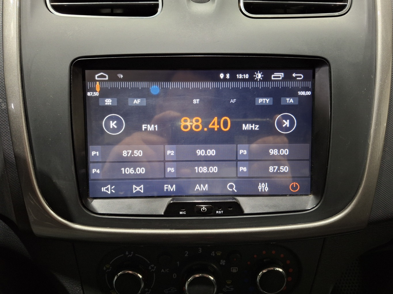RENAULT SANDERO