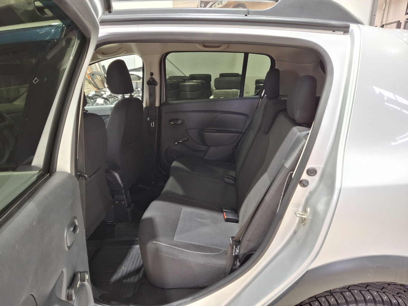 RENAULT SANDERO