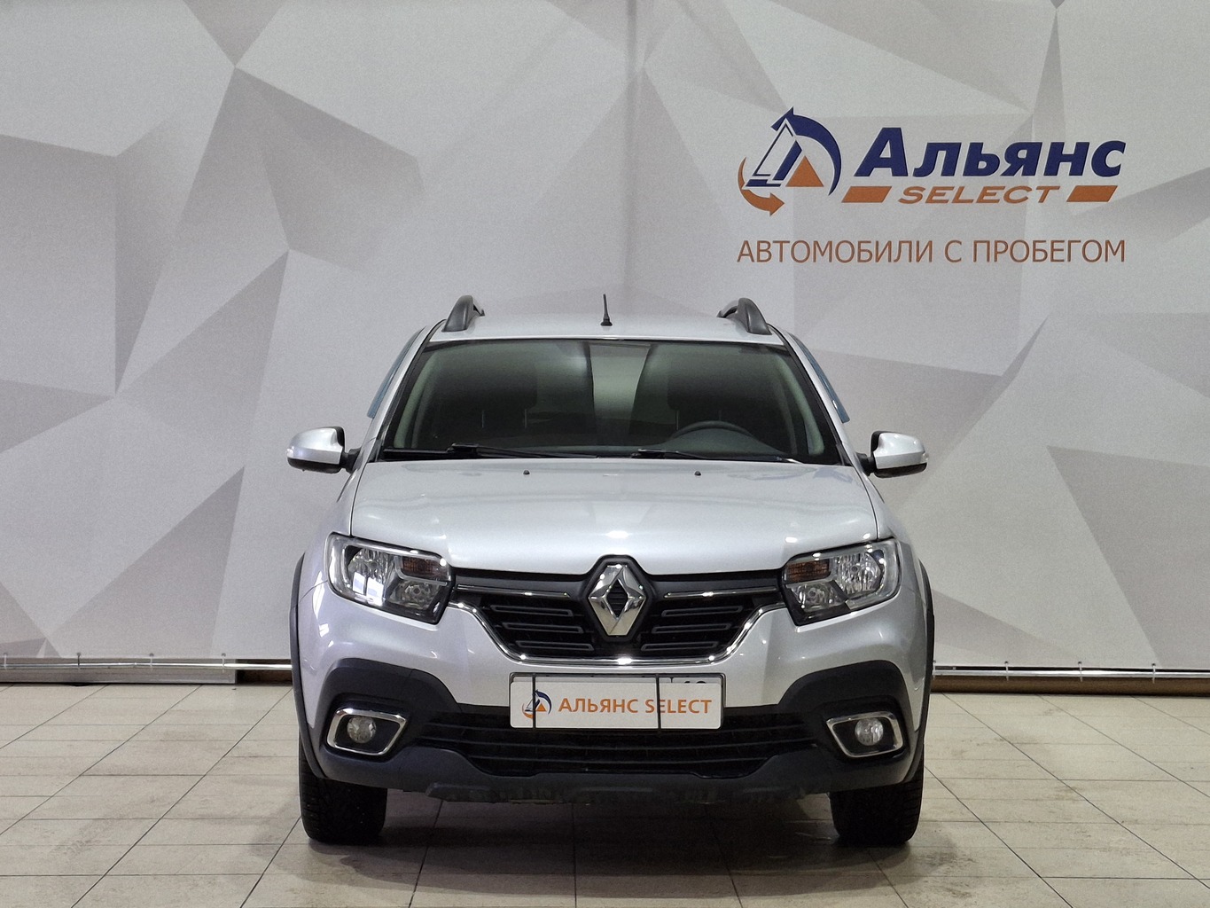 RENAULT SANDERO