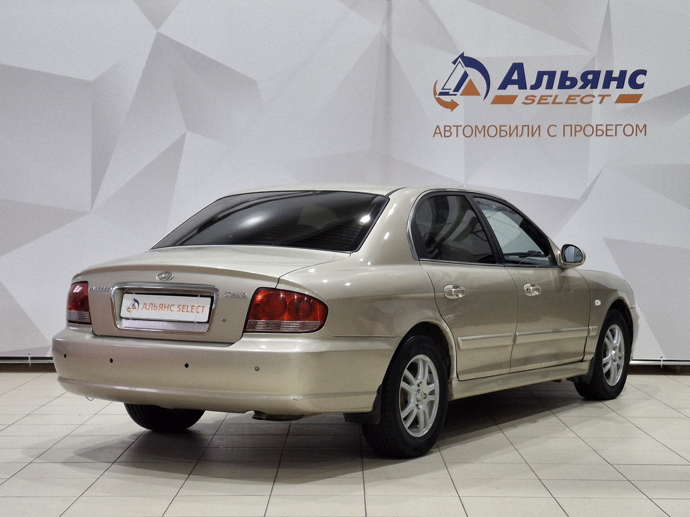 HYUNDAI SONATA