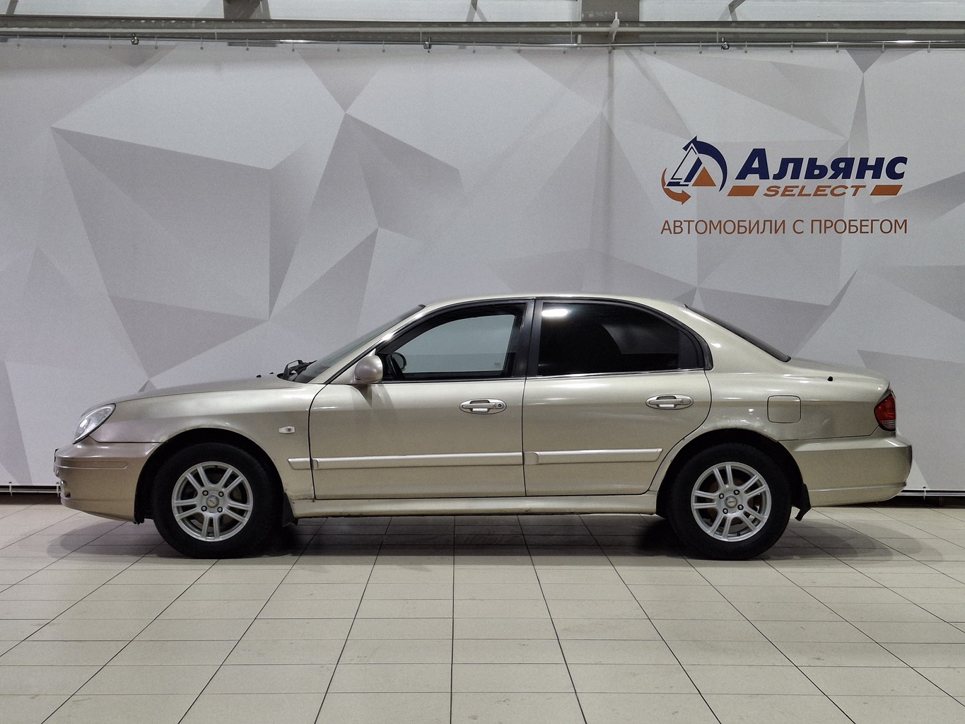HYUNDAI SONATA