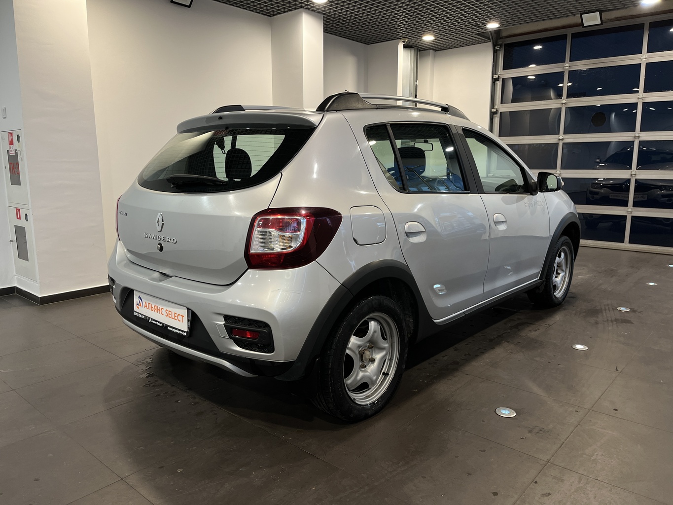 RENAULT SANDERO