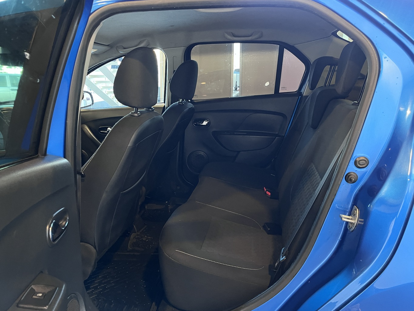 RENAULT LOGAN