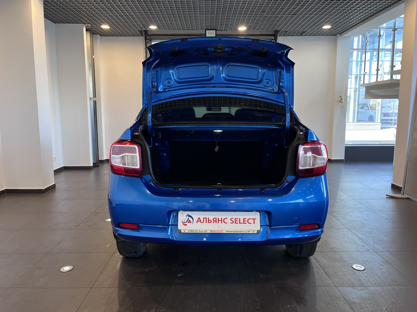 RENAULT LOGAN