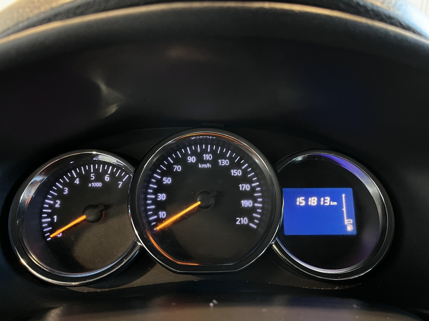 RENAULT LOGAN