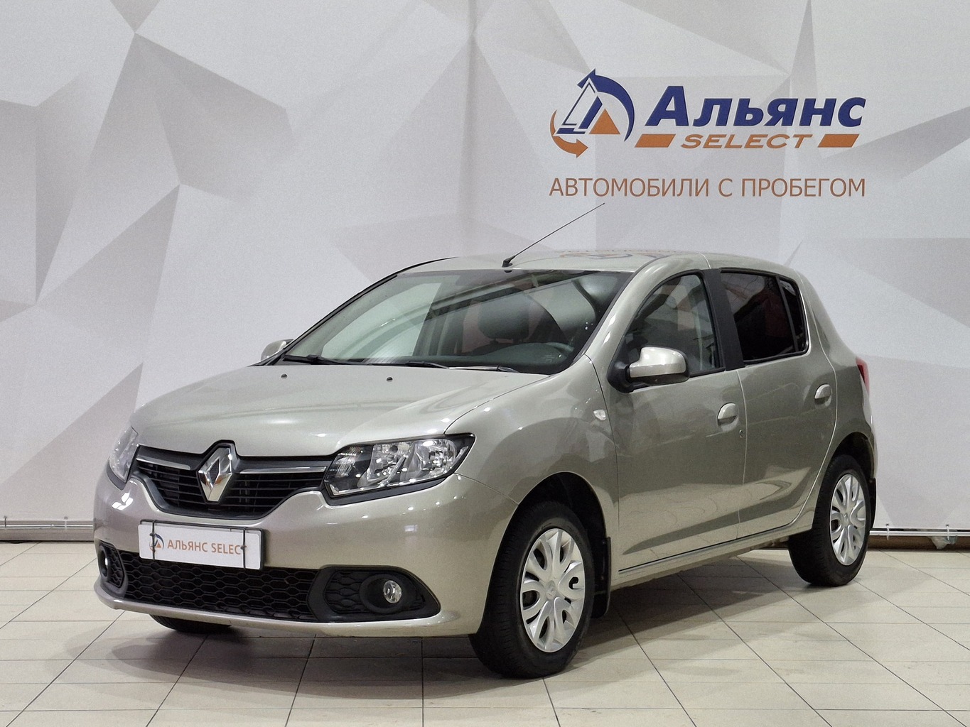 RENAULT SANDERO