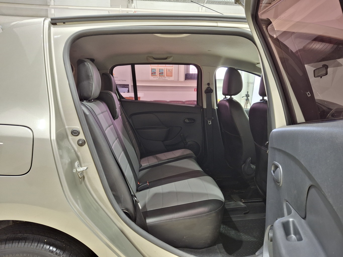 RENAULT SANDERO