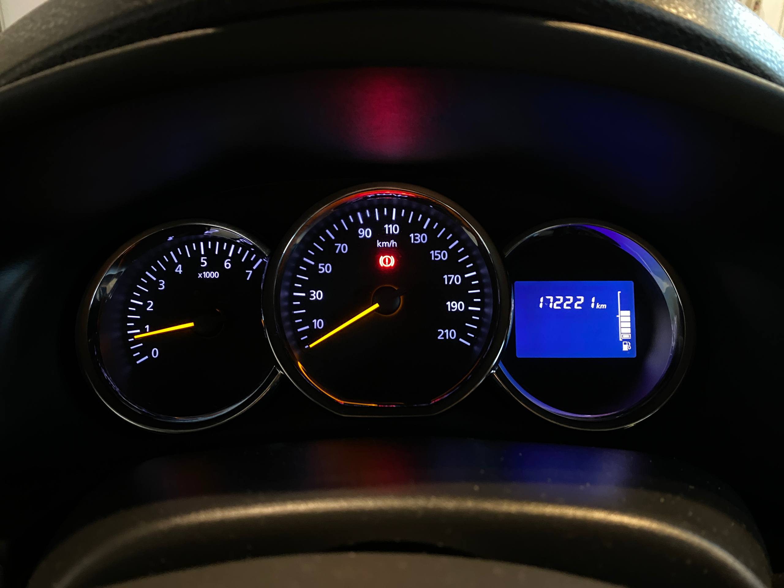 RENAULT LOGAN
